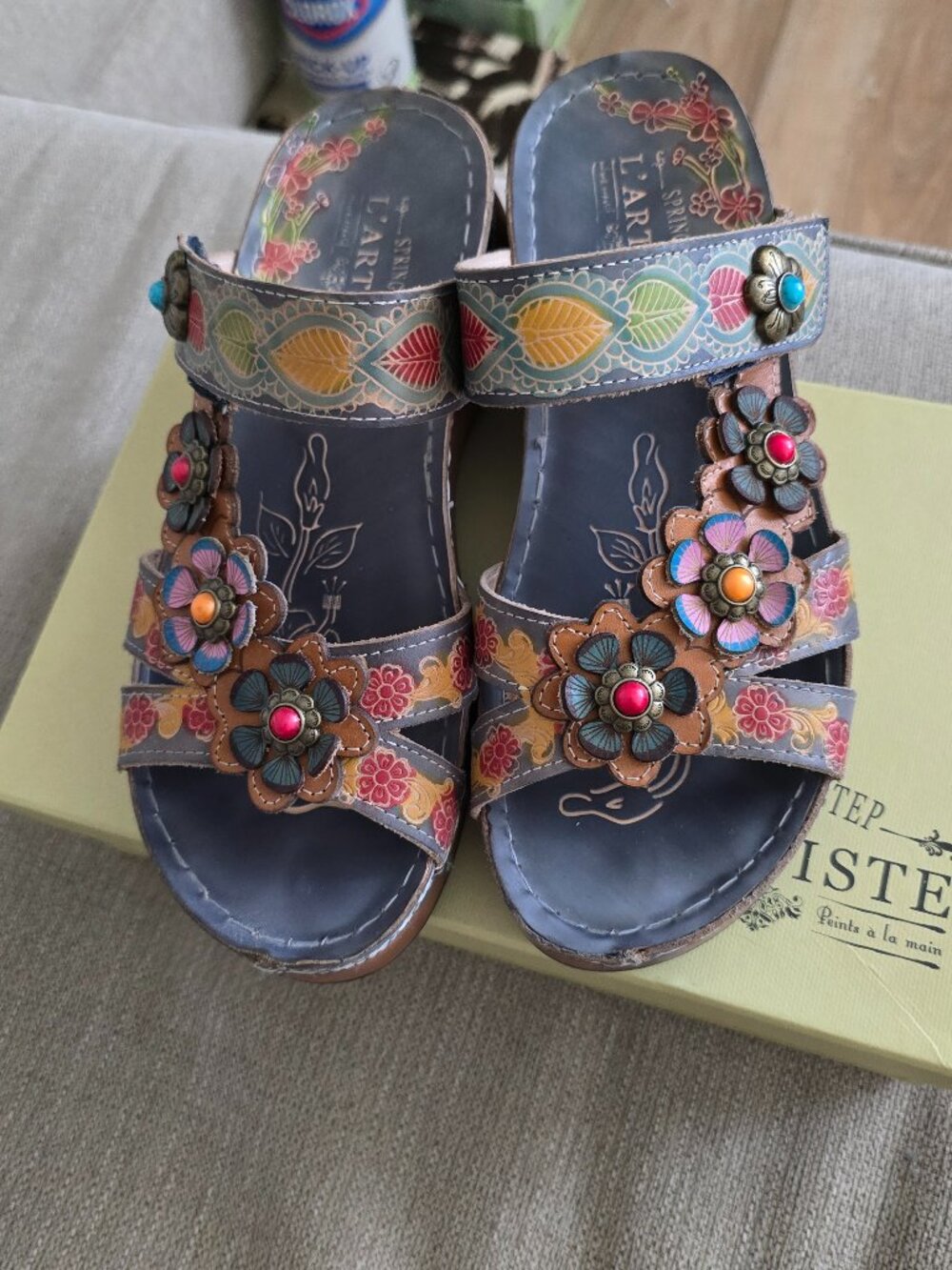 L'Artiste Hatzis Wedge Sandal EU 39 / US 8.5 Medium EUC